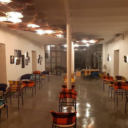 Siki Hotel Saint-Louis Exteriör bild