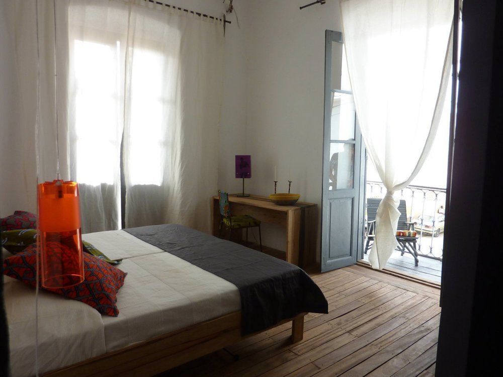 Siki Hotel Saint-Louis Exteriör bild